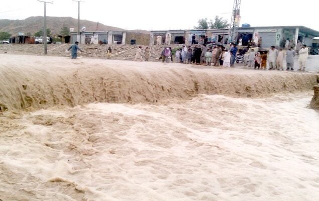 Heavy rainfall continues in Quetta for nine hours, emergency declared  in hospitals