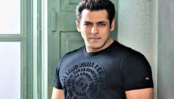 Salman Khan gave tribute to Sawan Kumar after his passing