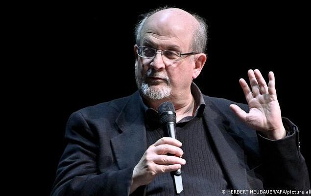 Salman Rushdie attacked on stage in New York