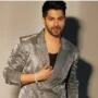 Varun Dhawan grooves to ‘Haye Garmi’ at kunal rawal’s pre-wedding bash