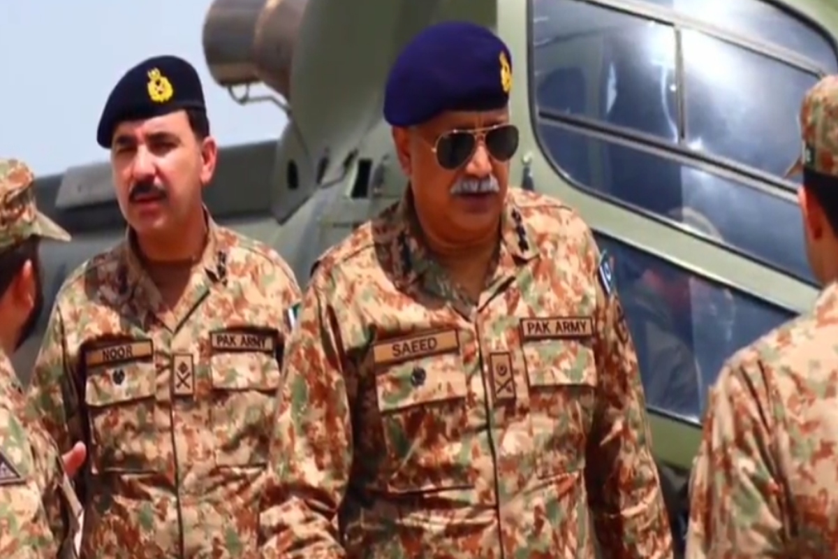 Corps Commander Karachi visits flood-affected areas of Sindh