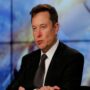Elon Musk sells $6.9bn of Tesla shares amid Twitter chaos