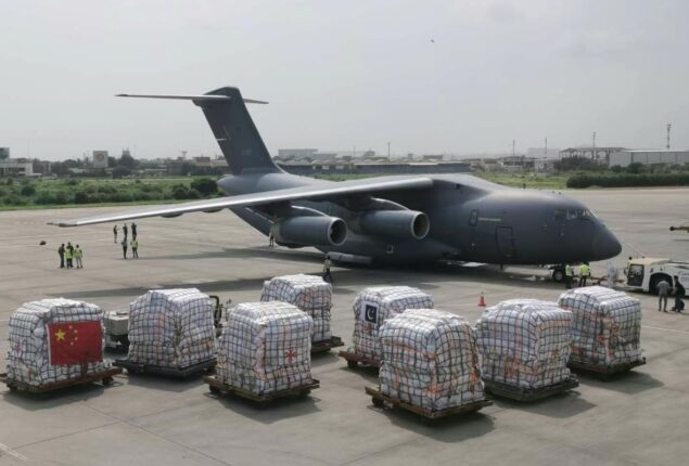 China sends first batch of 3,000 tents under flood relief program