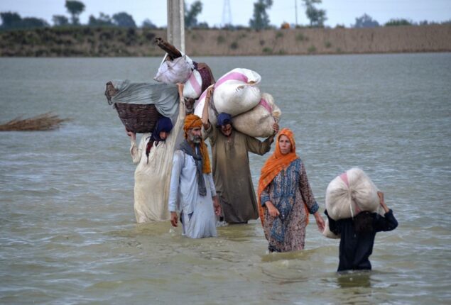 Pakistan floods affects population of approximately 33 million