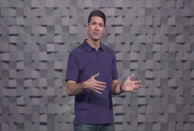 Texas pastor caught cheating on wife with another woman on the Internet
