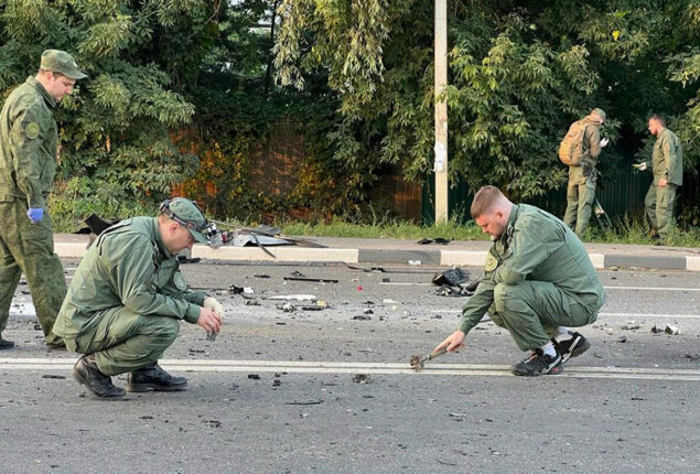 Russia opens a murder inquiry after car bomb kills daughter of a key Putin ally