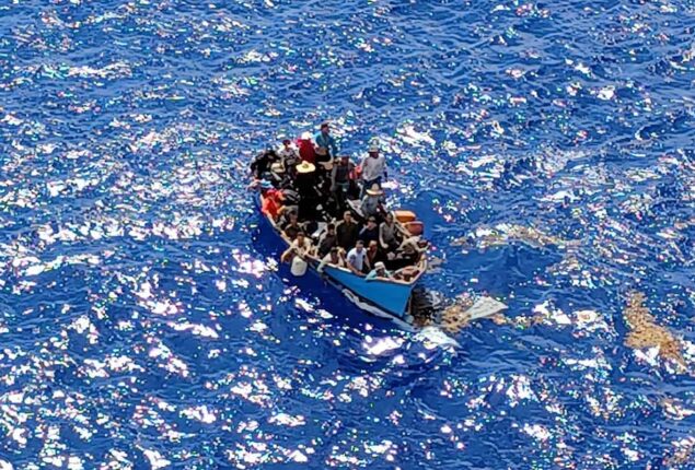 cruise ship rescues cuban migrants