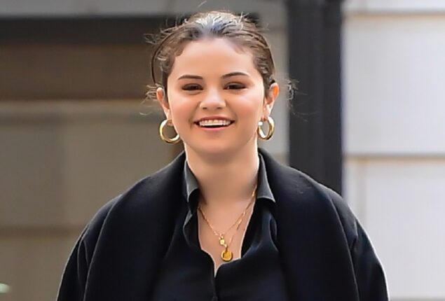 Selena Gomez claims that She’s perfectly okay being single
