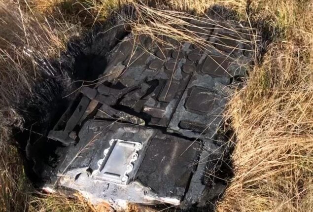 Alleged SpaceX capsule debris falls in Australia