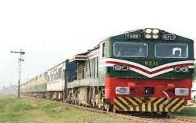 Saad Rafique takes notice of Tezgam Train dance party video incident