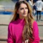 Alishbah Anjum gives hair tutorial on TikTok