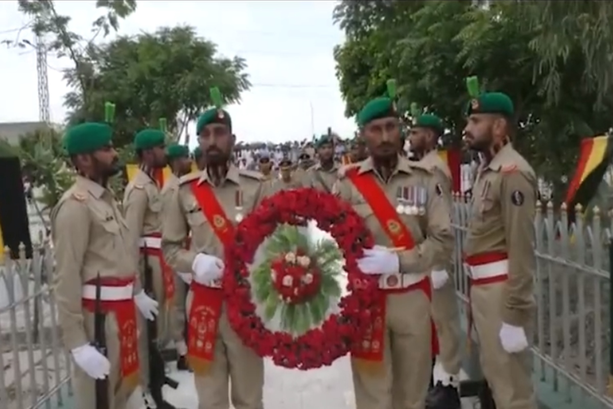 major tufail