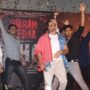 Hrithik Roshan dances with fans