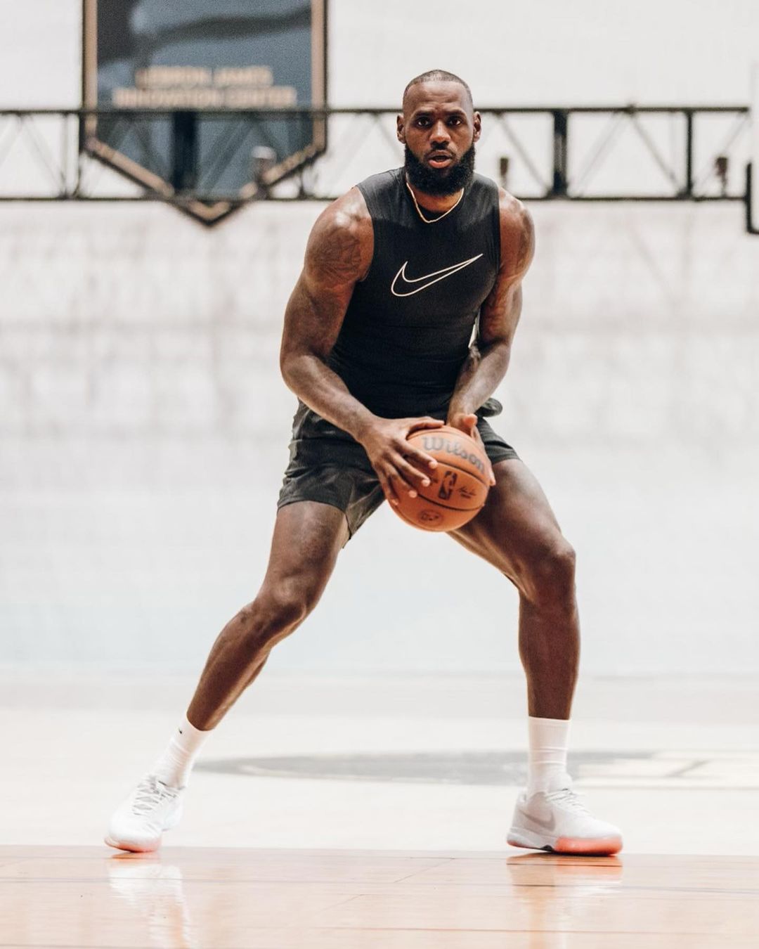 what does lebron james look like now