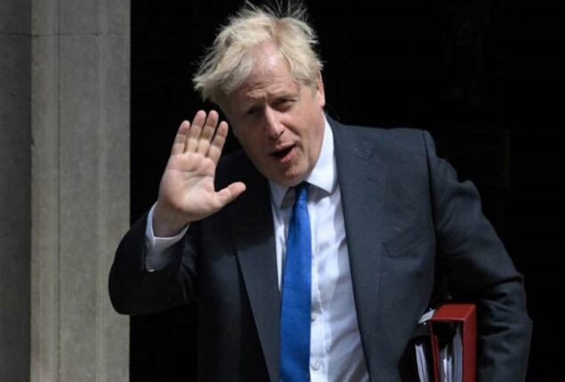 Boris Johnson provides an insider’s account of Queen Elizabeth’s health
