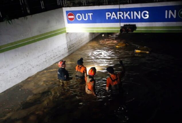 South Korea: Seven people killed, and two pulled from the sea