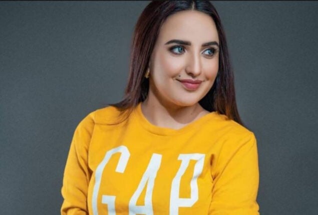 Hareem Shah criticize for donating casino money to flood victims