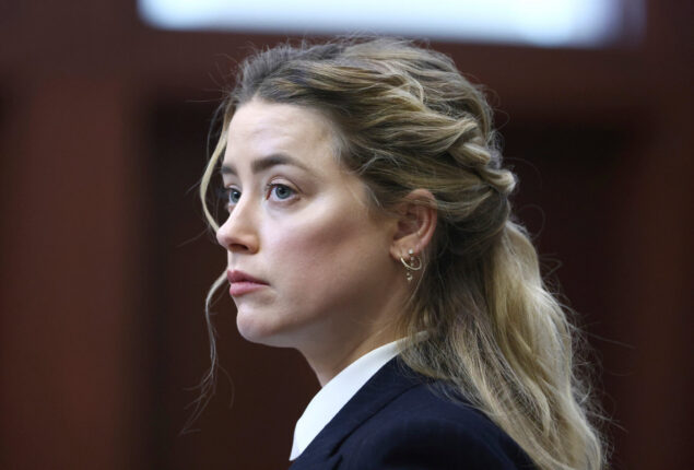 Amber Heard is subject to more criticism, insiders