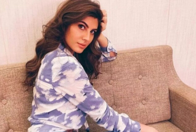 Elnaaz Norouzi