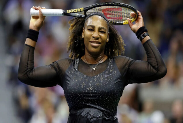 Oprah Winfrey and Michelle Obama give tributes to Serena Williams