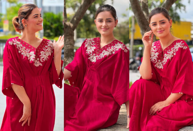 Sundal Khattak shares alluring pictures from Malaysia