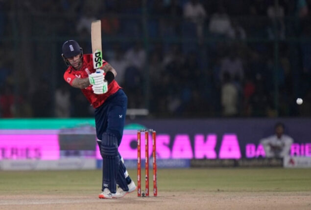 England beats Pakistan after 17 years in Green’s land