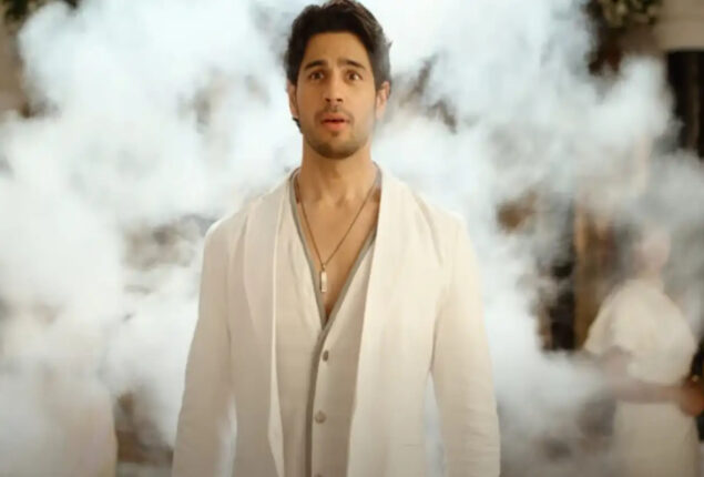 Twitter reaction to Thank God trailer, praises Sidharth Malhotra