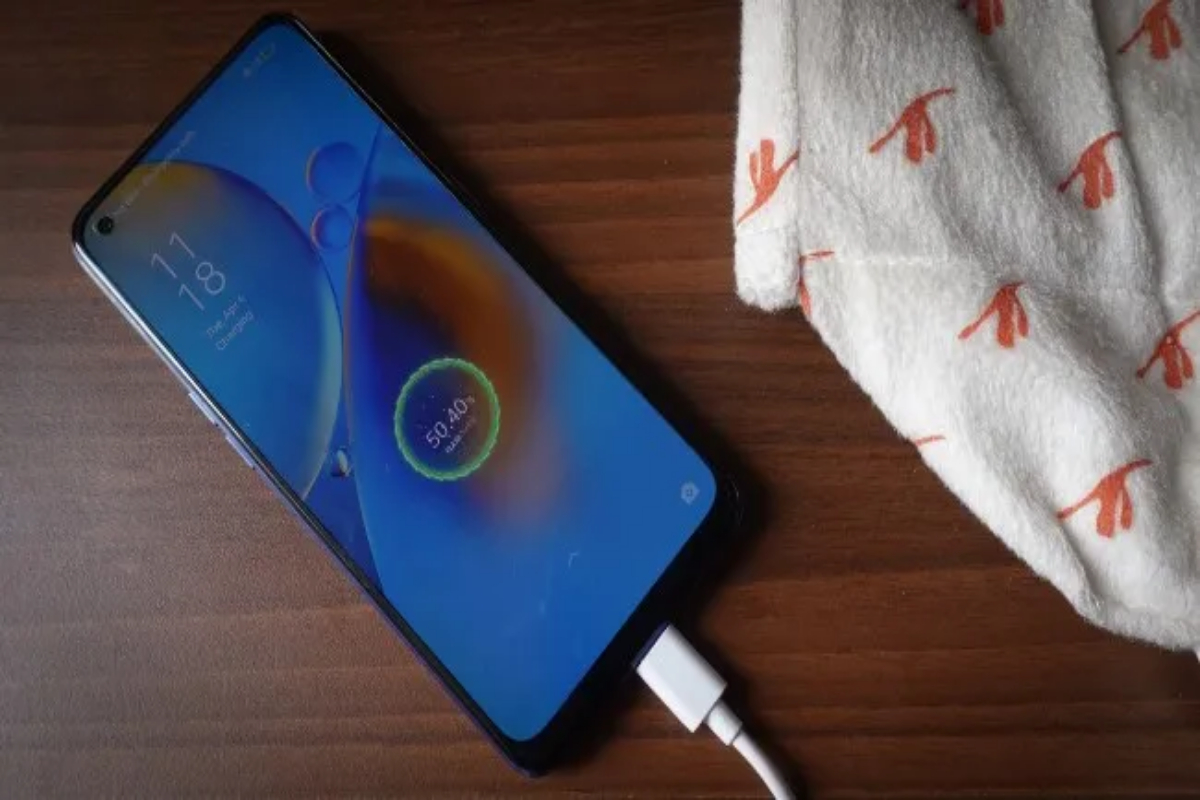 Oppo F19 price in Pakistan