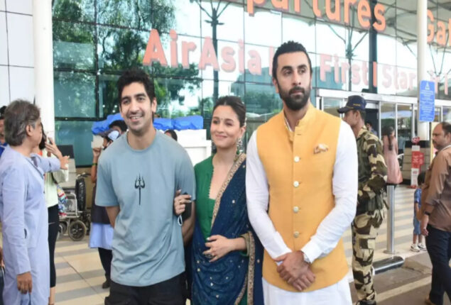 Alia Bhatt, Ranbir Kapoor spotted in ethnic outfits as they visit Ujjain Mahakaleshwar Temple ahead Brahmastra release