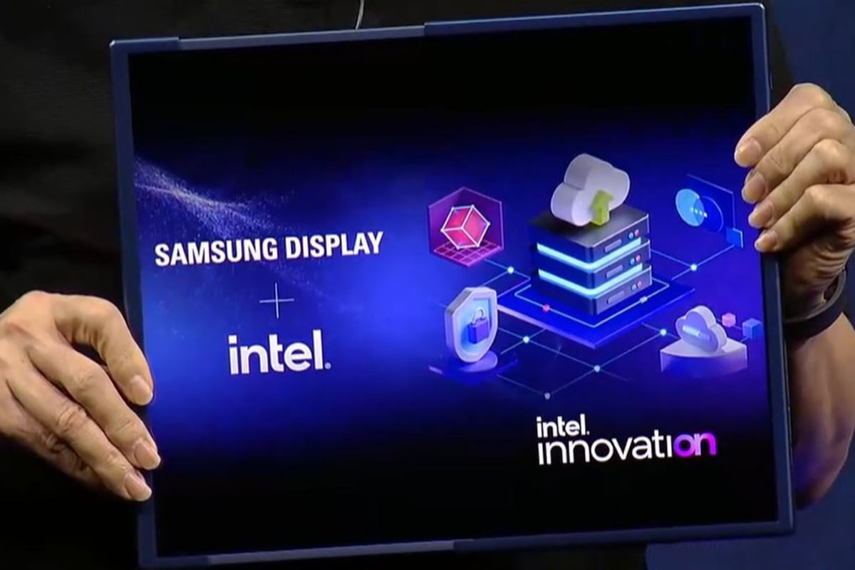 Samsung sliding PCs