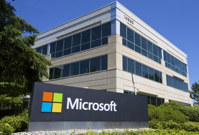 Amazon, Google criticize Microsoft’s cloud modifications