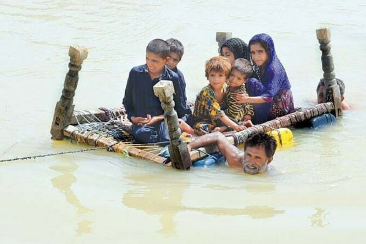 rainfall flooded Pakistan