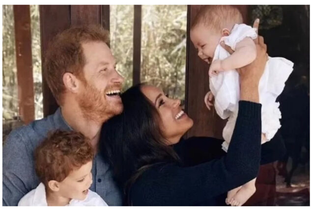 Prince harry dances on his own beatboxing to entertain Archie and Lilibet?