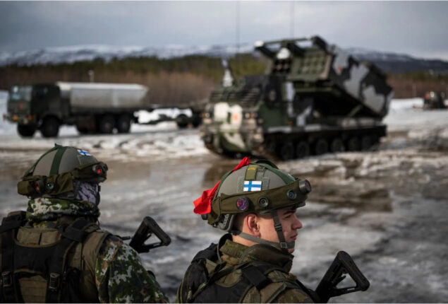 Swedish and Finnish soldiers train with the British Army