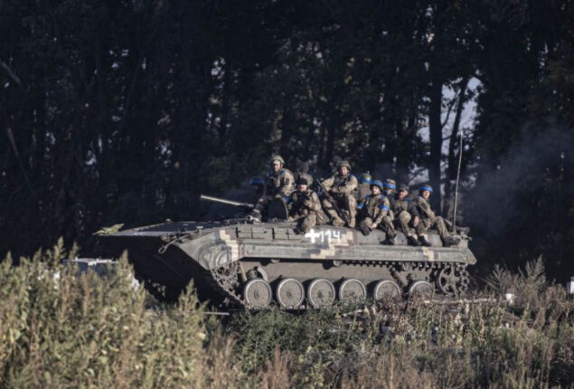Ukrainian forces enter the crucial city of Izium
