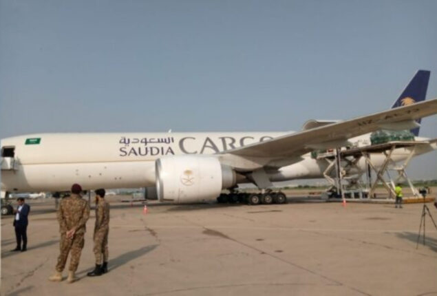 Pakistan received 117 flights of flood relief aid from friendly countries