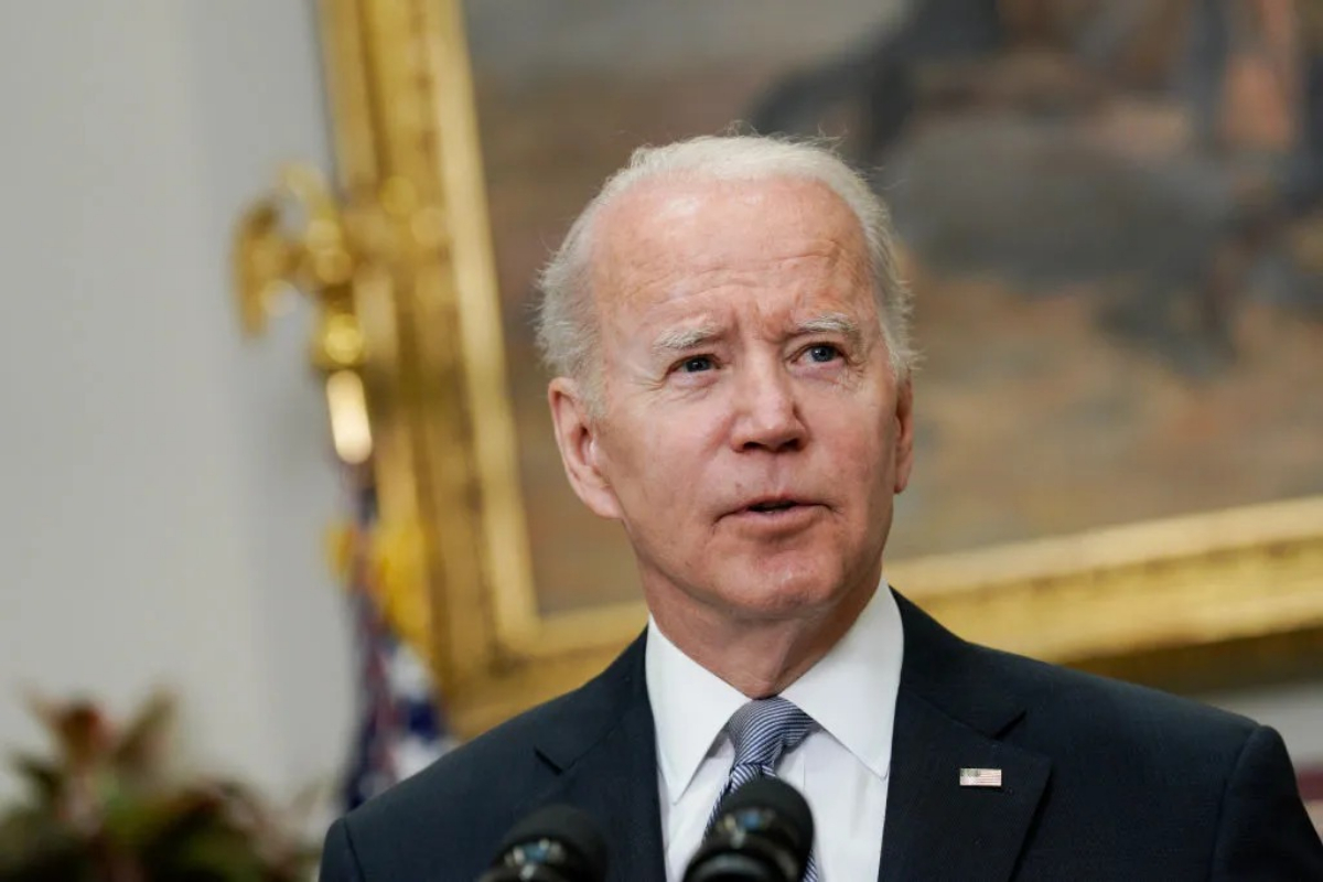 Joe Biden warns Putin