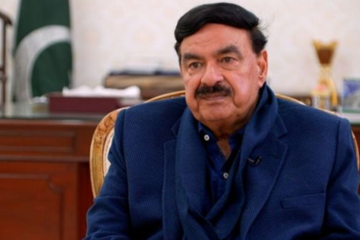 threatening Sheikh Rasheed