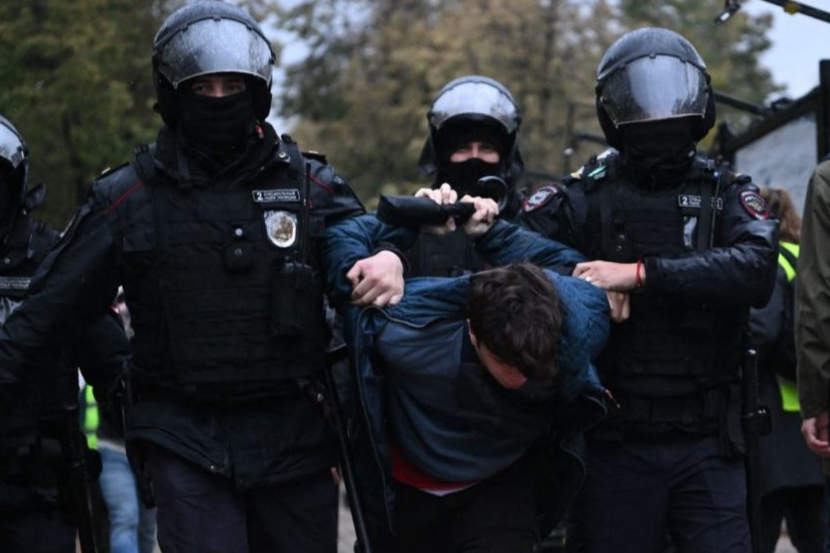 Russian Draught protests