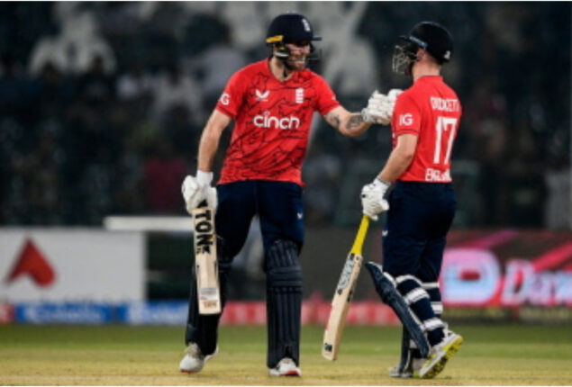 England beats Pakistan in 6th T20 to level series by 3-3