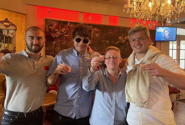 Man breaks the world record to visit 67 pubs in 24 hours