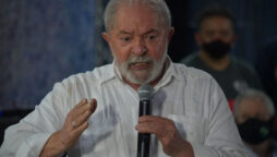 Luiz Inacio Lula da Silva maintains 14-point lead three days before Brazil elections