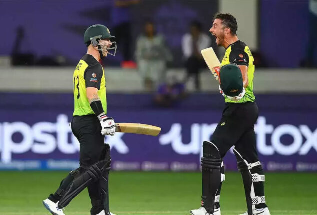 Pakistan beats Australia to reach final against New Zealand