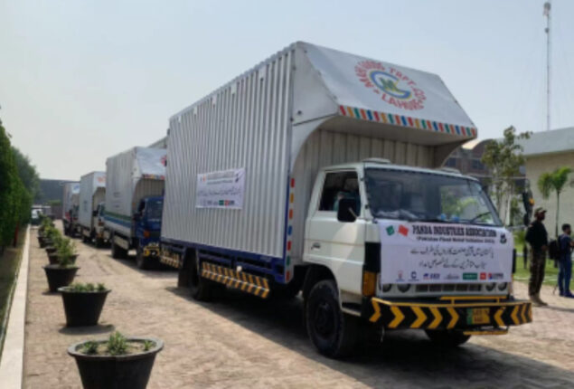 Chinese investors in Pakistan provided 7 trucks of relief materials worth millions of rupees
