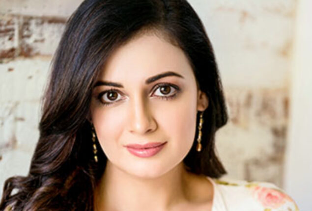 Dia Mirza took her stepfather’s surname for Miss India