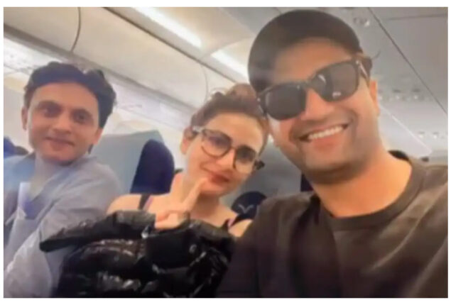 Fatima Sana Sheikh shares selfie from flight