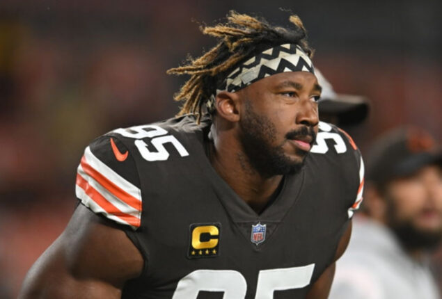 Myles Garrett of Cleveland Browns engaged in single-car collision