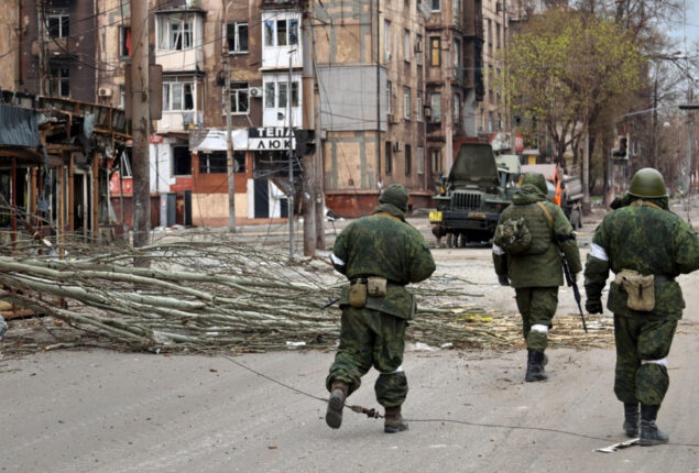 Ukraine recaptured 1,000 square kilometres in a week, says Zelensky