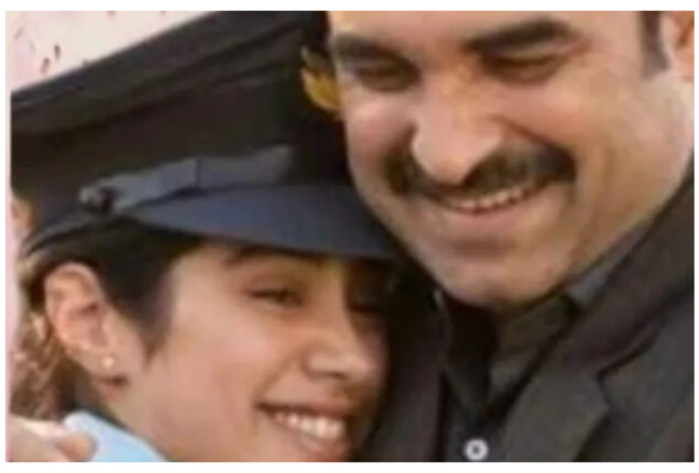 Janhvi Kapoor wishes co-star Pankaj Tripathi on his birthday