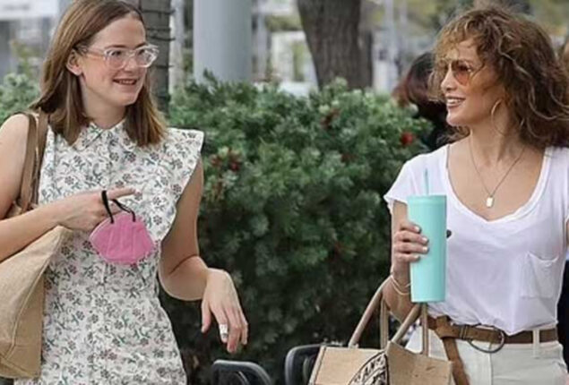 jennifer lopez violet affleck